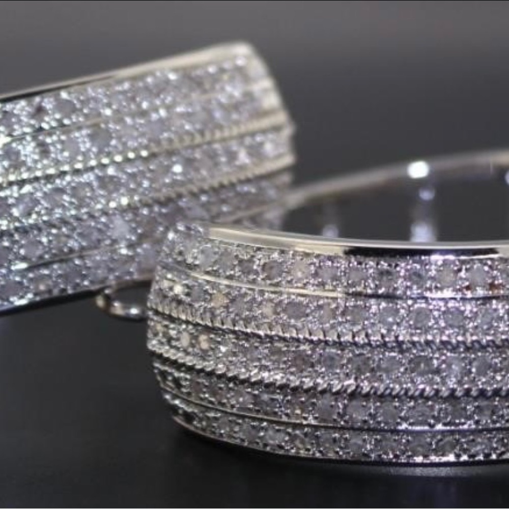 XX-Large 2.00 ct Diamond Hoop
Earrings - Picture 2 of 6